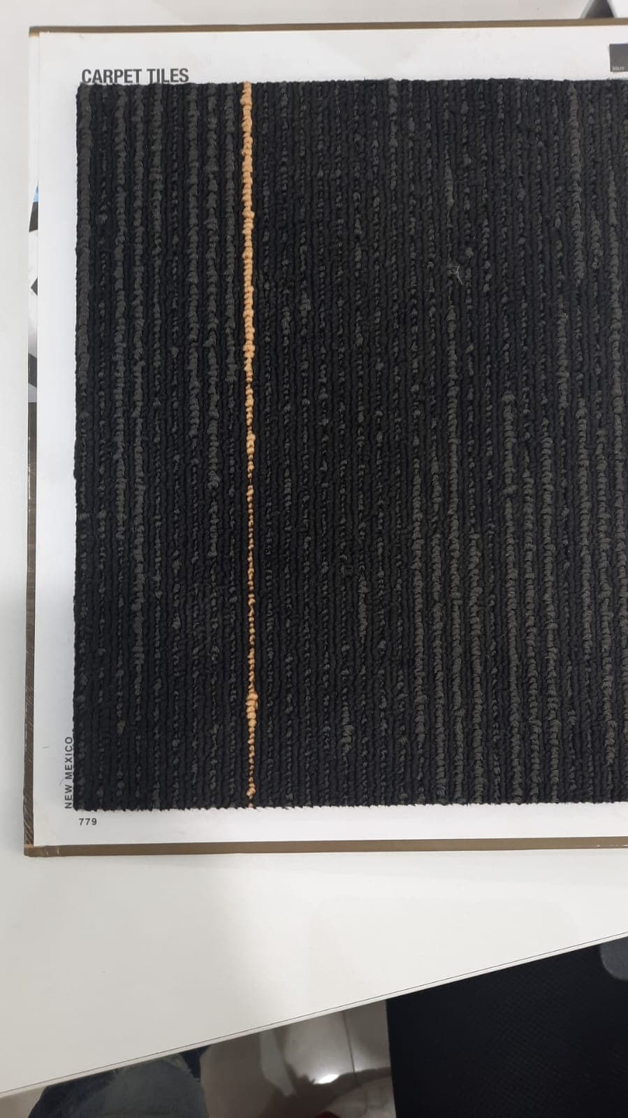 فرش سجاد في مكتب حديث